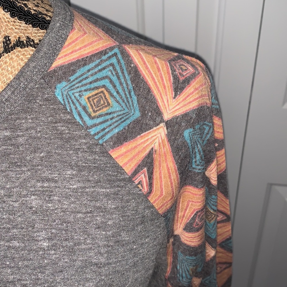 NWT Lularoe Randy Shirt - Picture 2 of 4
